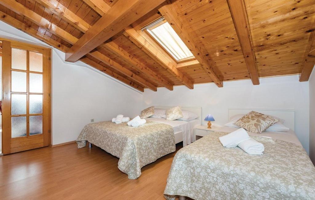 Apartman Sibenik Luaran gambar